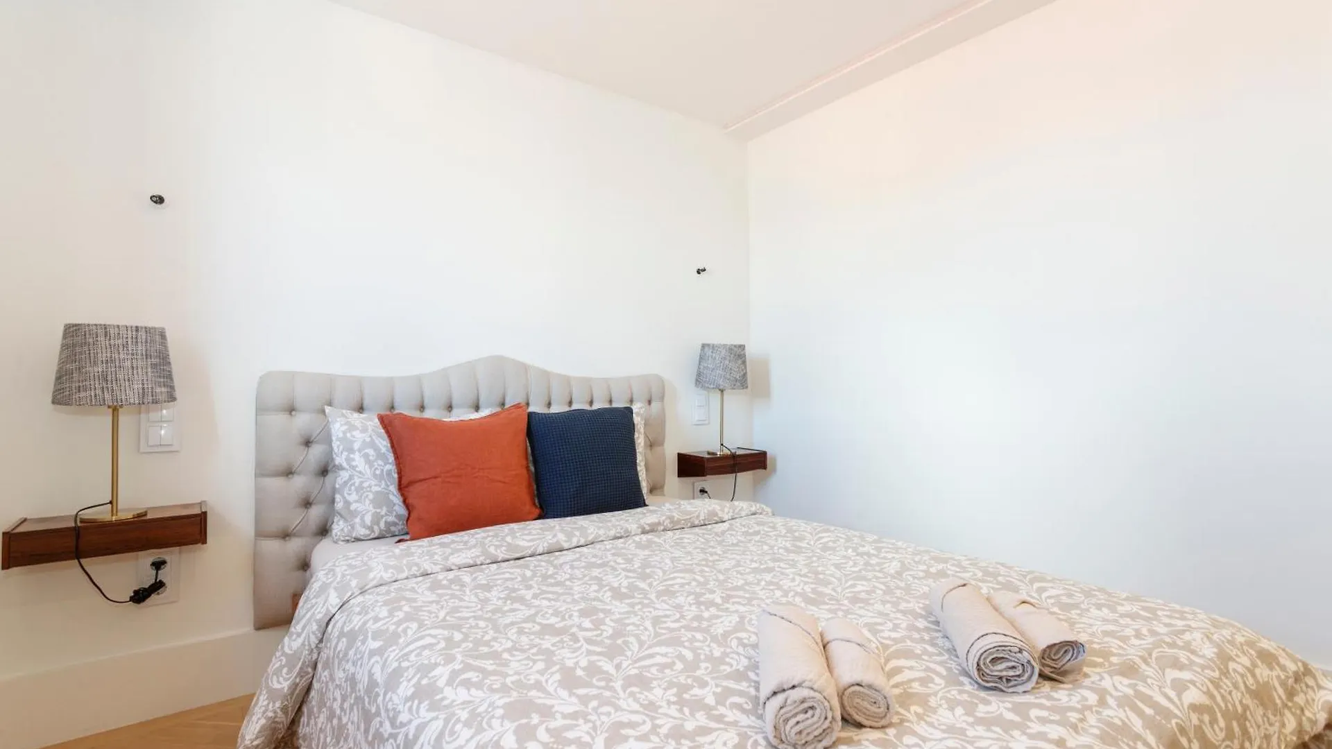 Rossio Individual Suites Лиссабон Гостевой дом